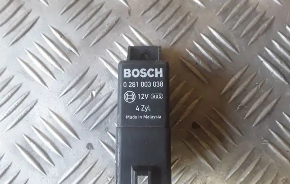Seat Toledo III (5P) Glow plug pre-heat relay 038907281D 0281003038