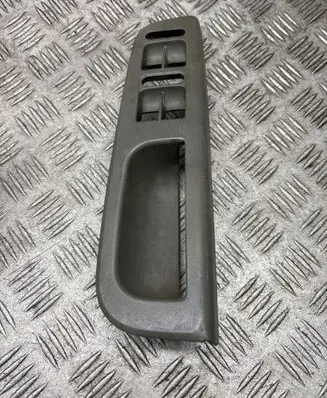 Skoda Octavia Mk1 (1U) Front door interior handle trim 1U1867171