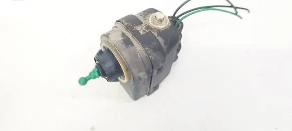 Headlight level adjustment motor