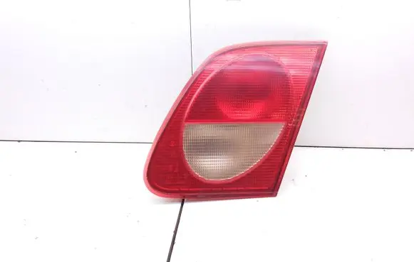 Mercedes-Benz E W210 Tailgate rear/tail lights A2108201064