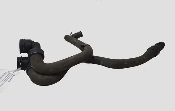 Opel Insignia A Engine coolant pipe/hose