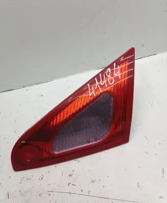 Mitsubishi Colt Tailgate rear/tail lights 8336A029