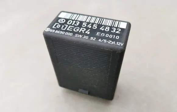 Mercedes-Benz CLK A208 C208 Other relay 0135454832 898690000 EG0010