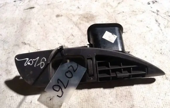 Peugeot 807 Dash center air vent grill 1488069077