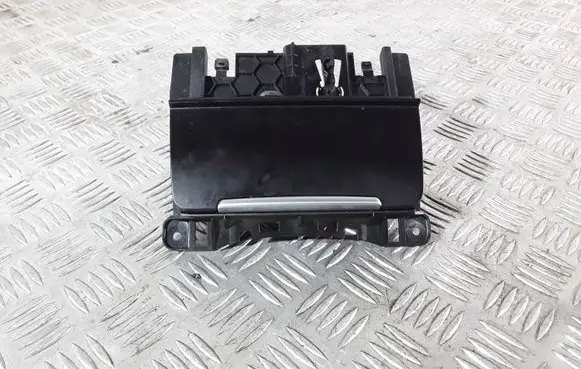 Ashtray (front)