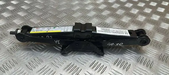 Skoda Octavia Mk3 (5E) Lift Jack 5Q0011031E 5Q0011031