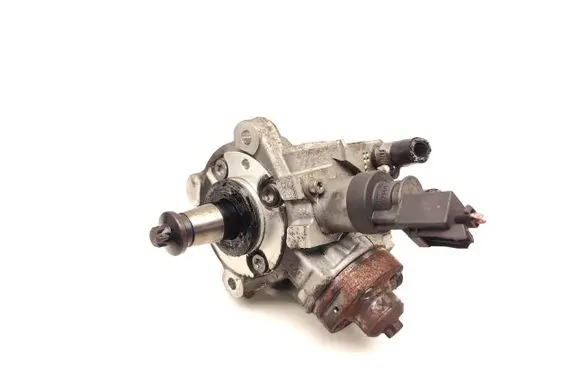BMW 3 E90 E91 Fuel injection high pressure pump 8510865 0445010524