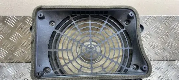 Audi A6 S6 C7 4G Subwoofer speaker 4G5035412