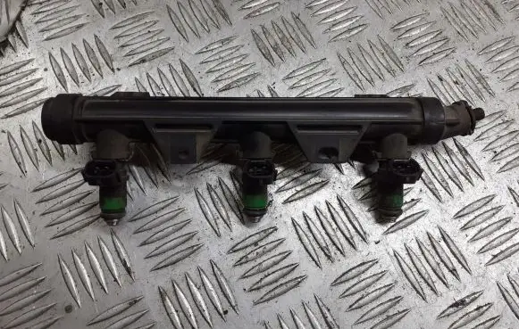 Volkswagen Polo Fuel main line pipe 03E133320