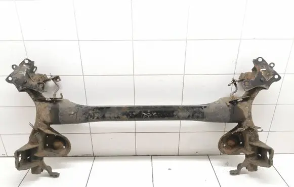 Renault Megane III Rear axle beam 