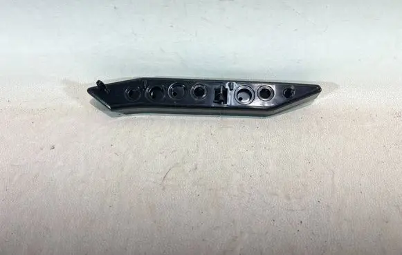 Land Rover Range Rover L460 Type LK Front bumper mounting bracket M8E217A870