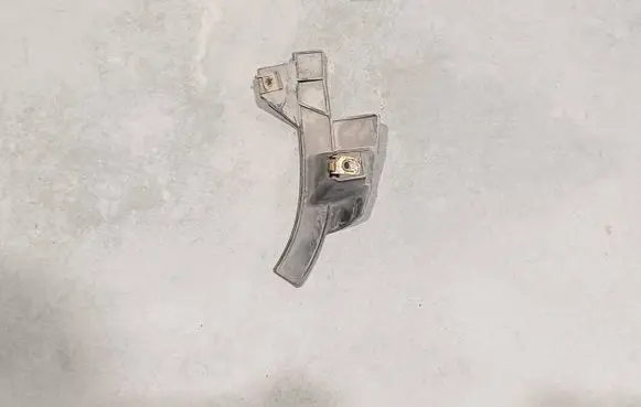 Tesla Model S Front bumper mounting bracket 107193900C