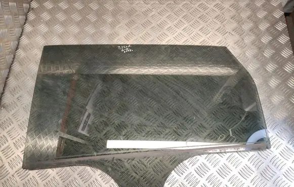 Mercedes-Benz B W246 W242 Rear door window glass