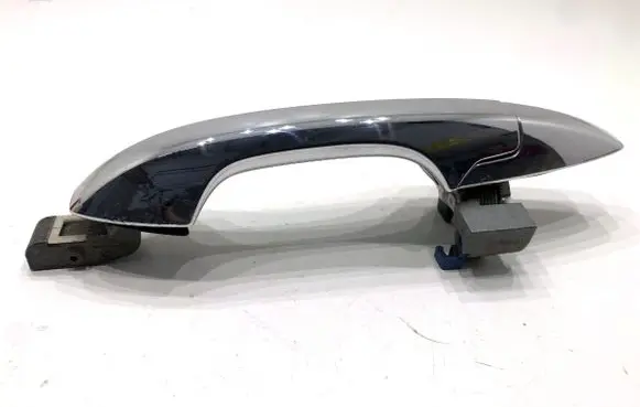 Honda CR-V Front door exterior handle 