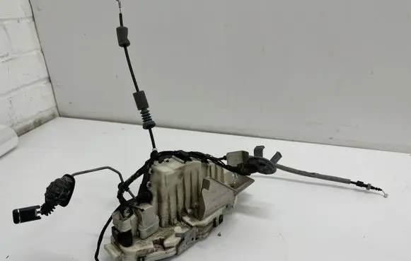 Mercedes-Benz S W221 Front door lock A2217206035
