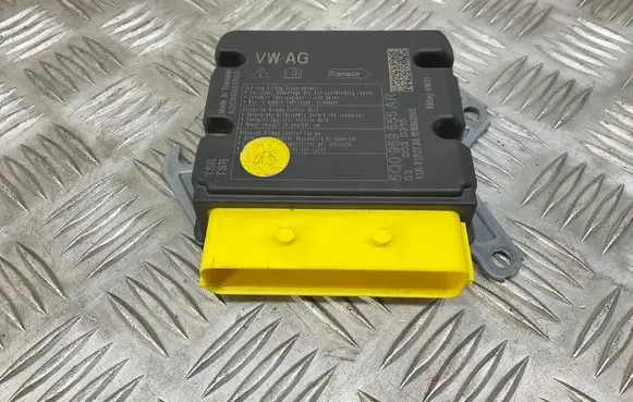 Audi A3 S3 8V Airbag control unit/module 5Q0959655AR