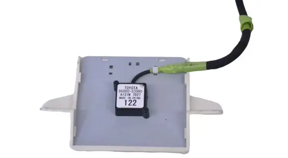 Lexus RC Aerial antenna amplifier 8686053080