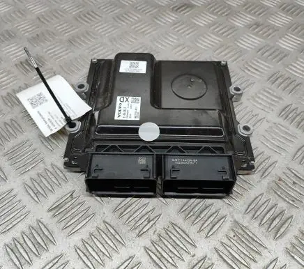 Volvo XC60 Engine control unit/module 31452623 MB2797009612