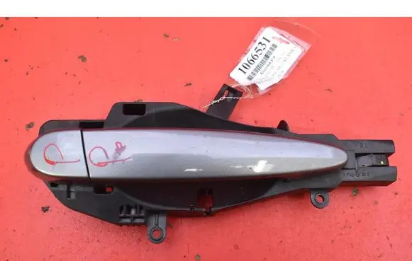 BMW 7 F01 F02 F03 F04 Front door exterior handle 