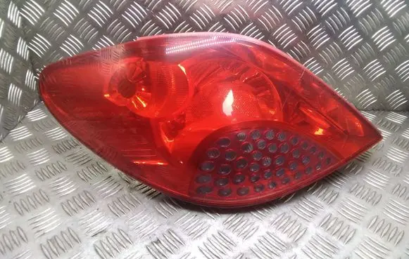 Peugeot 207 Rear/tail lights