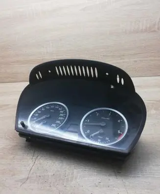 BMW 5 E60 E61 Speedometer (instrument cluster) 6947363 110080213