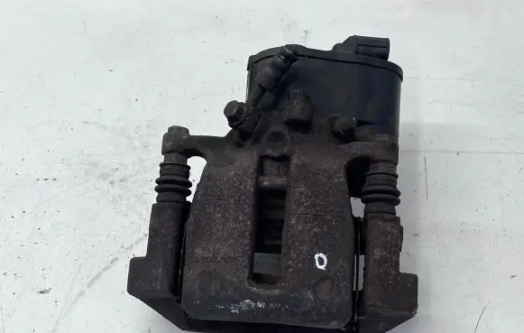 Volvo XC60 Rear brake caliper