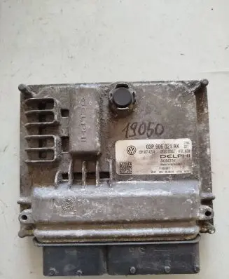 Volkswagen Polo V 6R Engine control unit/module 03p906021ak