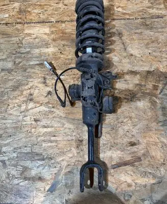 BMW 5 F10 F11 Front shock absorber with coil spring 6796856