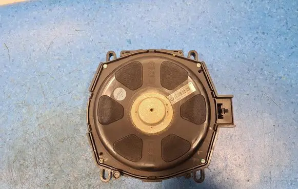 BMW X6 E71 Rear door speaker cover trim 9112492