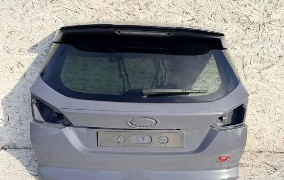 Ford Focus Tailgate/trunk/boot lid