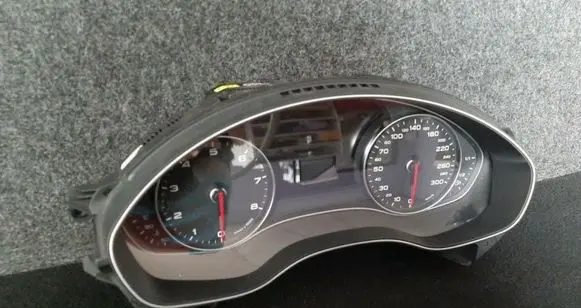 Audi A7 S7 4G Speedometer (instrument cluster) 4G8920932Q