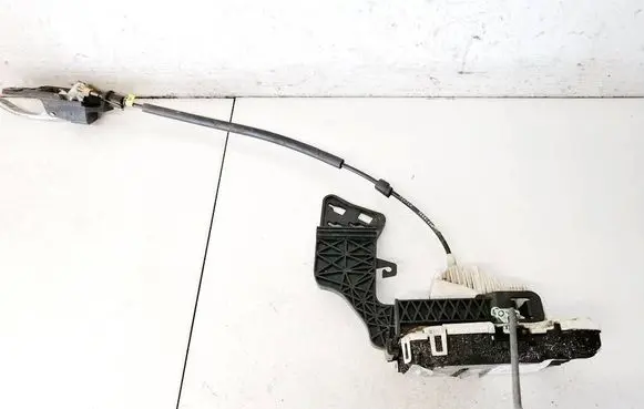 Chrysler Sebring (JS) Front door lock p04589440ad