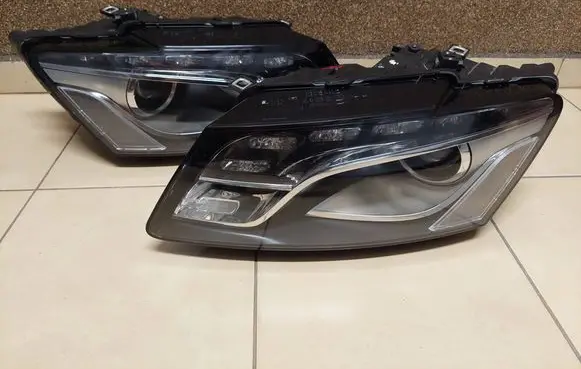 Audi Q5 SQ5 8R Headlight/headlamp 8R0941003AJ