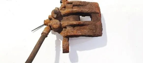 Hyundai i30 Rear brake caliper
