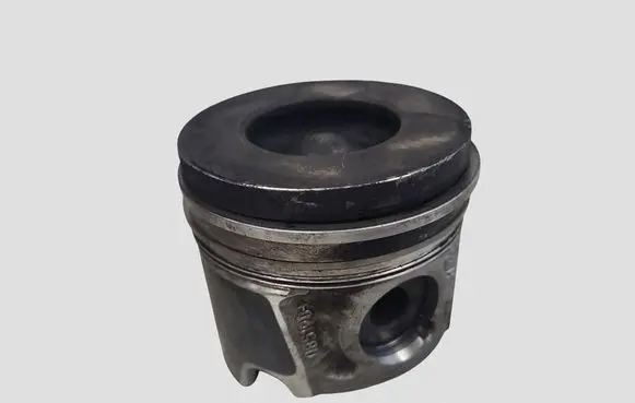 Ford Mondeo MK IV Piston