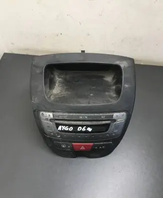 Toyota Aygo AB10 Radio/CD/DVD/GPS head unit 861200H010 CQMS0570LC