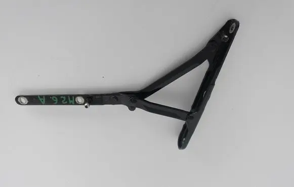 Maserati GranTurismo Tailgate/trunk/boot hinge 384700105