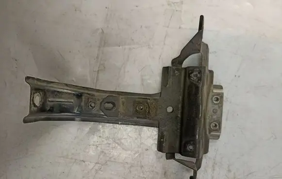 Mitsubishi Grandis Radiator support slam panel bracket 