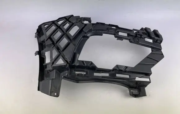 Volkswagen Tiguan Fog light bracket 5NA807724A