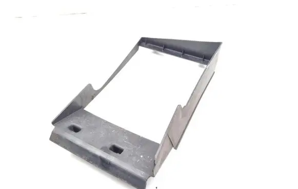 Dacia Sandero Intercooler air channel guide 215582977R