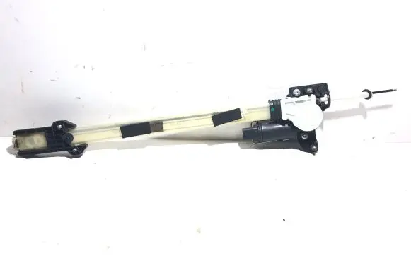 Audi A8 S8 D4 4H Rear door curtain motor 4H0861964