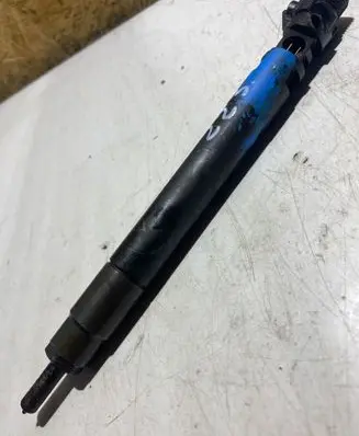 Peugeot 5008 Fuel injector 9686191080