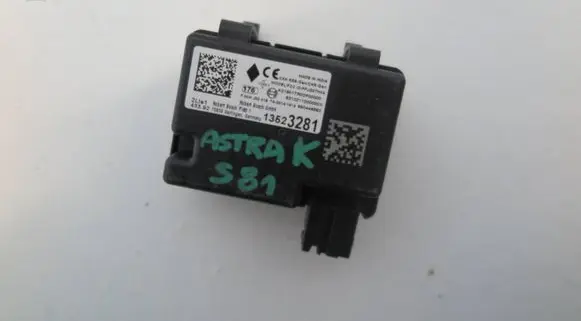 Opel Astra K Door central lock control unit/module 13523281 A219017R02F00000 8210211000000X