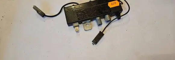 BMW 3 E36 Antenna control unit 1387751