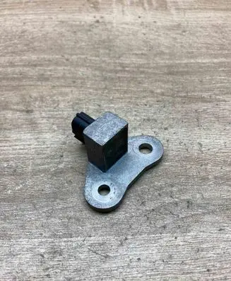 Nissan X-Trail T30 Airbag deployment crash/impact sensor FAEG0077181152