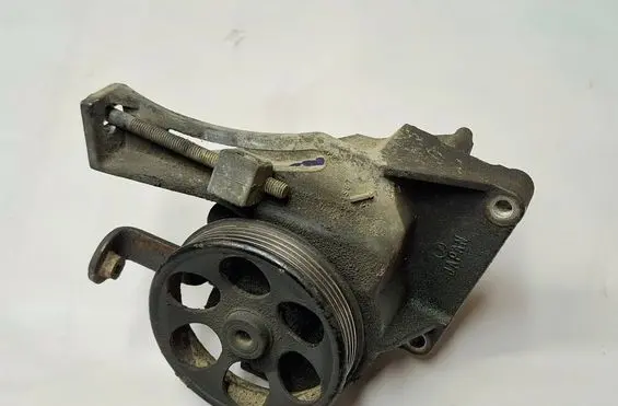 Subaru Outback Power steering pump