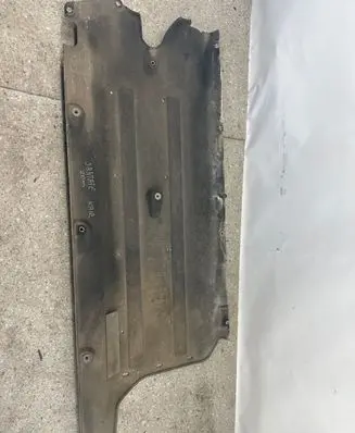 Hyundai Santa Fe Center/middle under tray cover 84217s1000