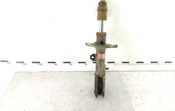 Toyota Avensis T250 Front shock absorber/damper 