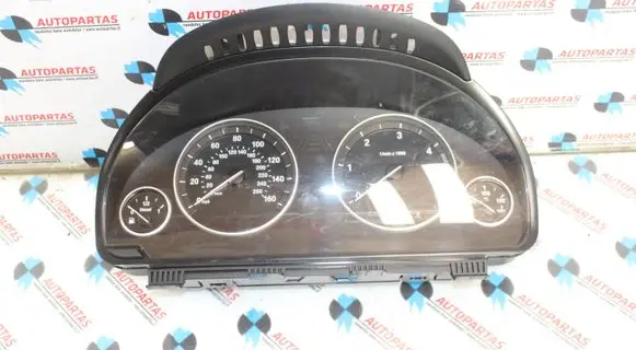 BMW 5 F10 F11 Speedometer (instrument cluster) 9249345 6192746 924934501