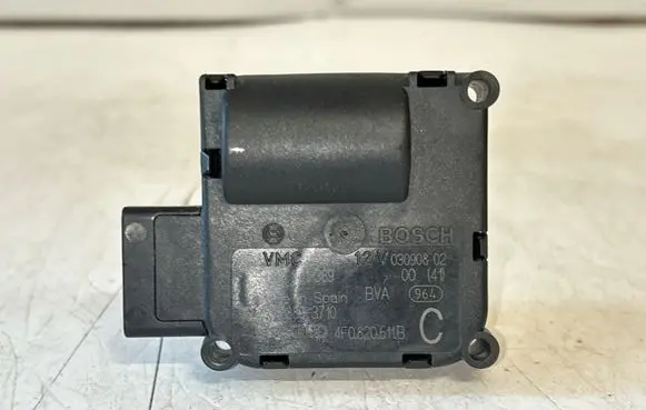 Audi A6 S6 C6 4F Air flap motor/actuator 4F0820511B